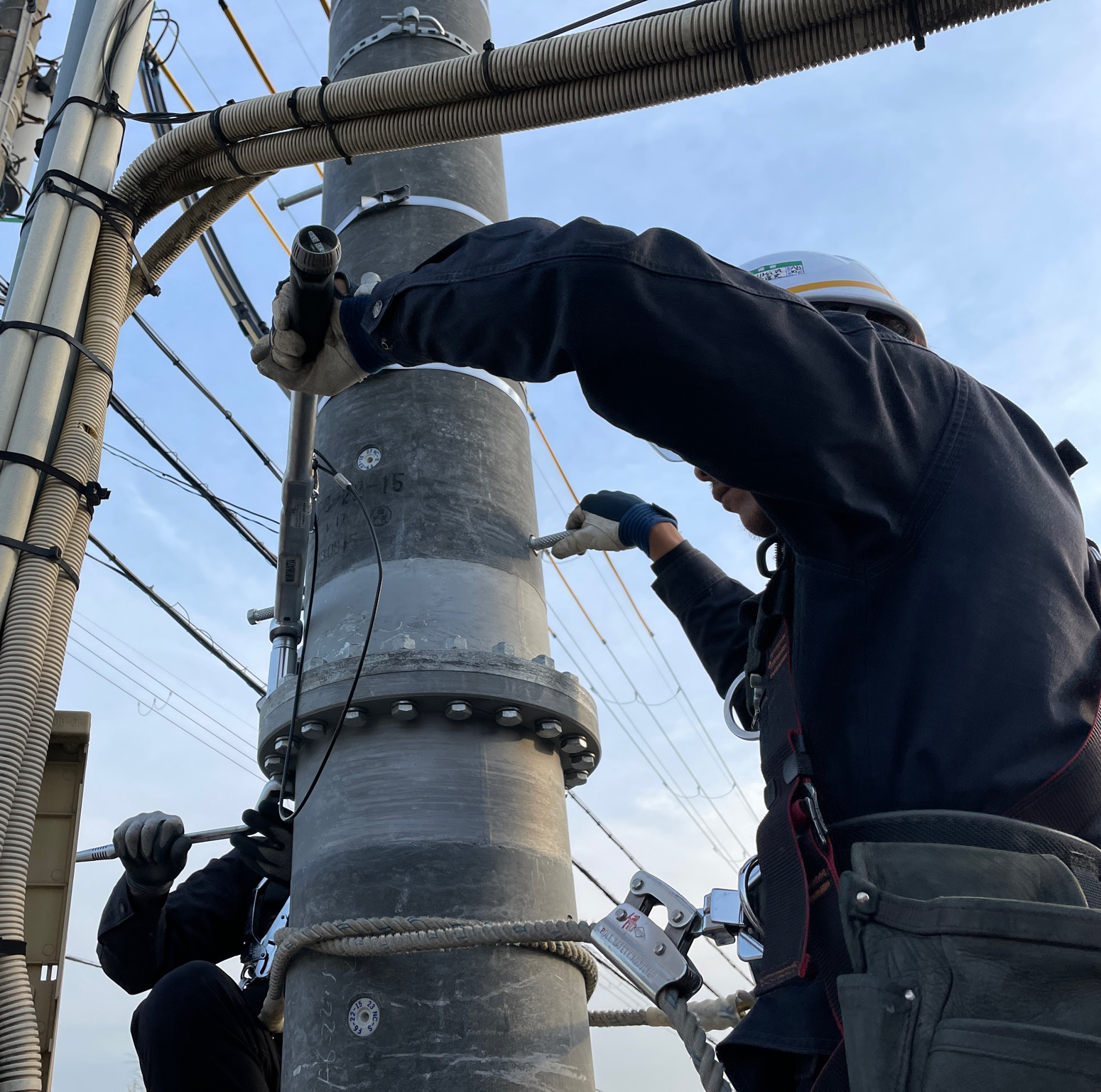 移動体通信基地局工事の画像