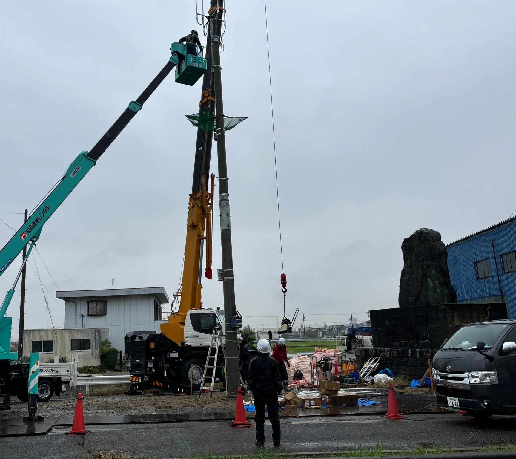 移動体通信基地局工事の画像