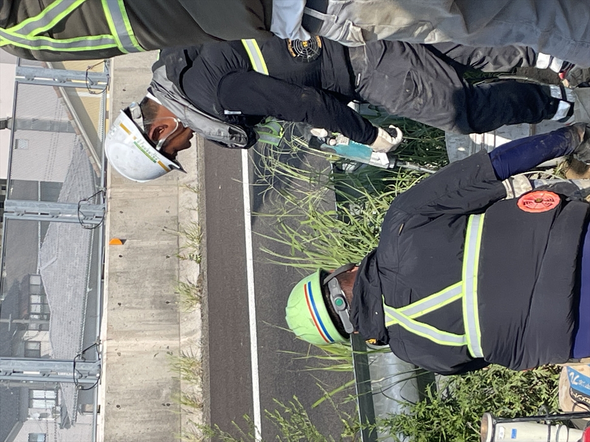 高速道路通信工事の画像